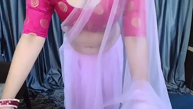 Snapshot of goldiwets chatting on November 29, 8:14 am goldiwets online show from November 29, 8:14 am