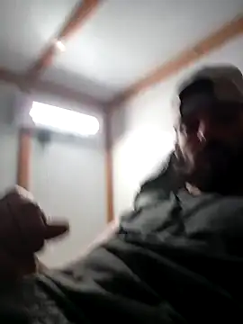 Snapshot of Duhon2317 chatting on February 16, 6:28 pm Duhon2317 online show from February 16, 6:28 pm