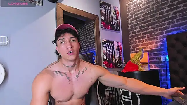 Snapshot of KaryBig3 chatting on March 16, 7:59 am KaryBig3 online show from March 16, 7:59 am