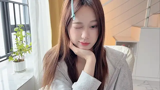 Cassie-20 online show from December 4, 2:21 am