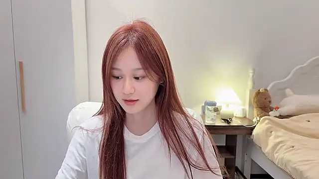 Cassie-20 online show from May 19, 11:06 am