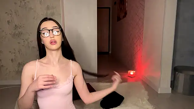 alissadreams online show from February 19, 10:56 am