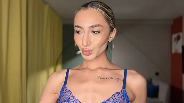 alissadreams online show from February 5, 8:04 pm