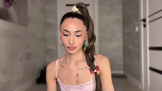 alissadreams online show from April 18, 12:51 pm