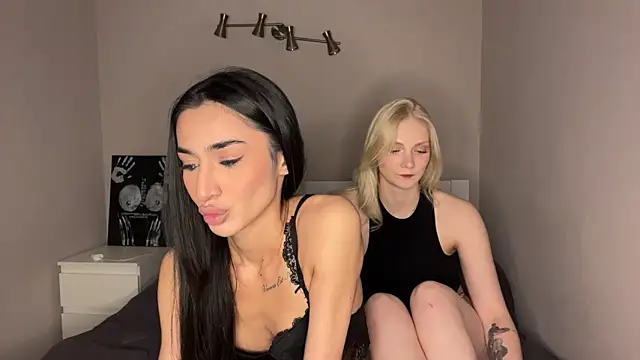 alissadreams online show from September 24, 4:57 pm