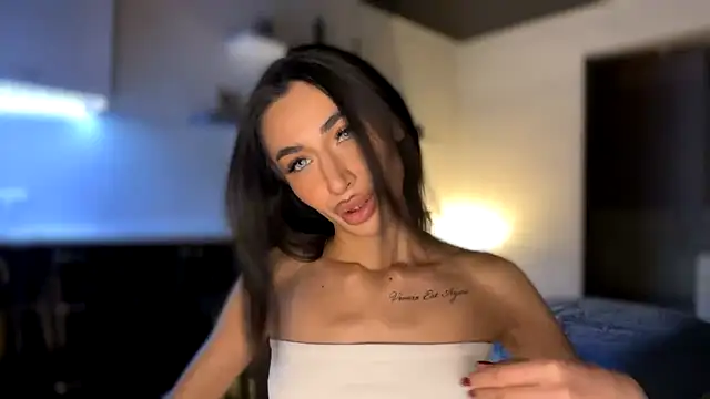 alissadreams online show from October 26, 5:46 pm