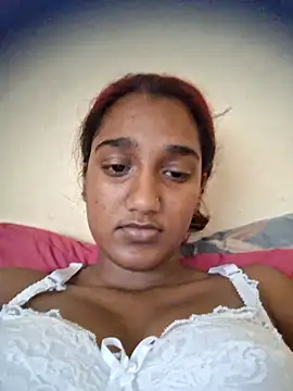 indianpink lips online show from December 18, 1:15 pm