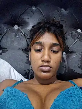 indianpink lips online show from March 25, 3:11 pm