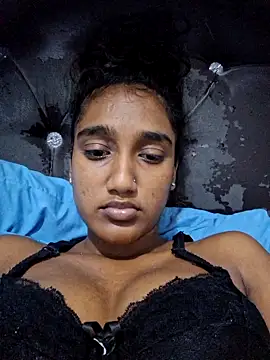 indianpink lips online show from March 29, 3:46 pm