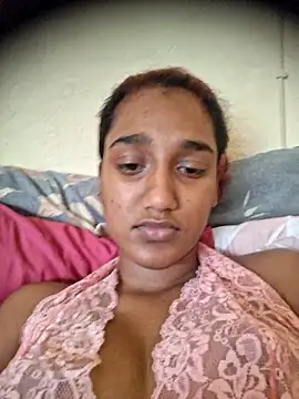 indianpink lips online show from December 16, 2:10 pm