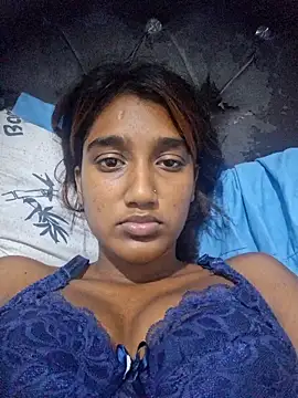 indianpink lips online show from March 27, 12:39 pm