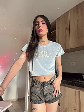 candycami19 online show from January 18, 9:29 pm