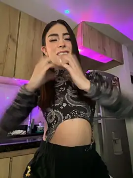 Snapshot of candycami19 chatting on September 13, 3:39 am candycami19 online show from September 13, 3:39 am