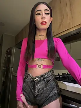 Snapshot of candycami19 chatting on March 16, 9:27 am candycami19 online show from March 16, 9:27 am