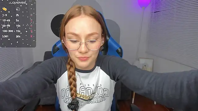 Snapshot of Elizabeth_sarmiento chatting on February 28, 9:55 pm Elizabeth sarmiento online show from February 28, 9:55 pm