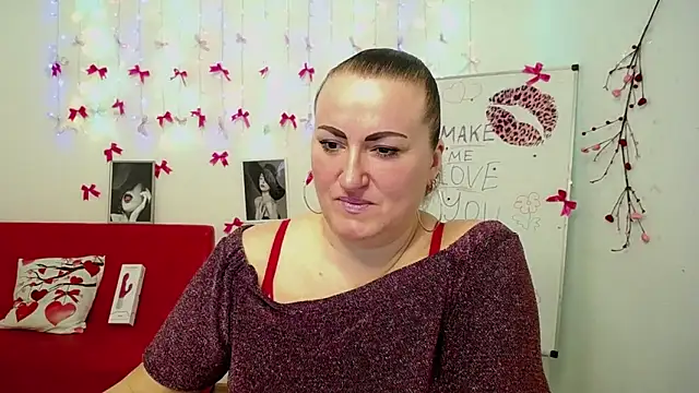 DianaMGG online show from February 27, 6:30 pm