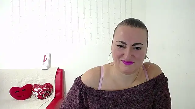 DianaMGG online show from November 10, 6:18 am