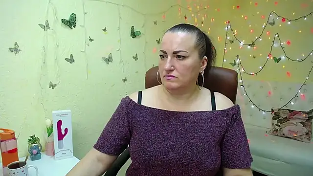 DianaMGG online show from March 25, 6:24 am