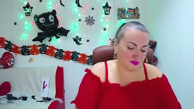 DianaMGG online show from November 4, 6:39 am