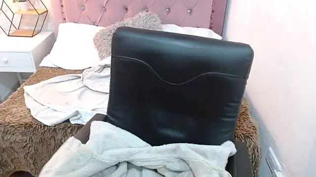 camilah tk online show from September 30, 7:31 pm