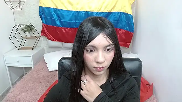 Snapshot of camilah_tk chatting on June 12, 12:14 pm camilah tk online show from June 12, 12:14 pm