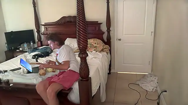 greekmythics online show from November 16, 10:13 pm