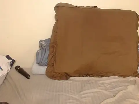 Karishma99  online show from November 5, 7:00 am