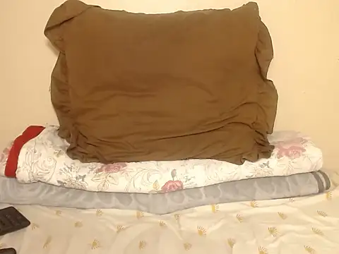 Karishma99  online show from December 21, 10:10 pm