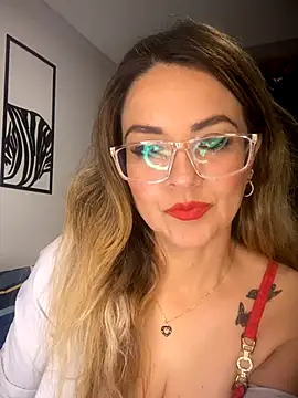 Azaahara  online show from November 12, 9:18 pm