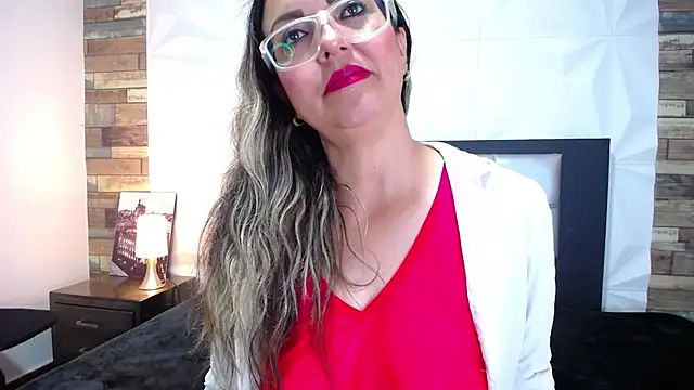 Snapshot of Azaahara_ chatting on March 18, 2:06 pm Azaahara online show from March 18, 2:06 pm