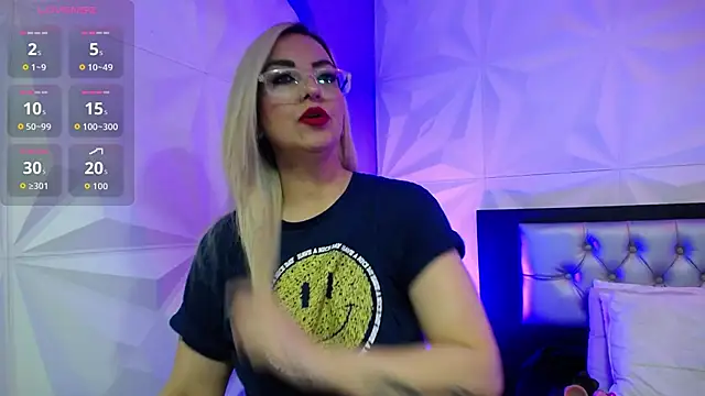 Azaahara  online show from February 21, 3:19 am