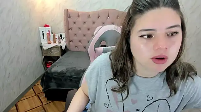 Snapshot of Lianngrace chatting on March 1, 1:51 pm Lianngrace online show from March 1, 1:51 pm