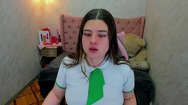 Lianngrace online show from April 11, 11:36 am