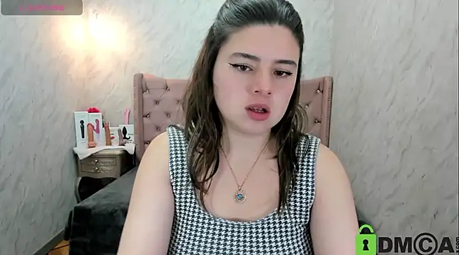Snapshot of Lianngrace chatting on March 10, 1:43 pm Lianngrace online show from March 10, 1:43 pm