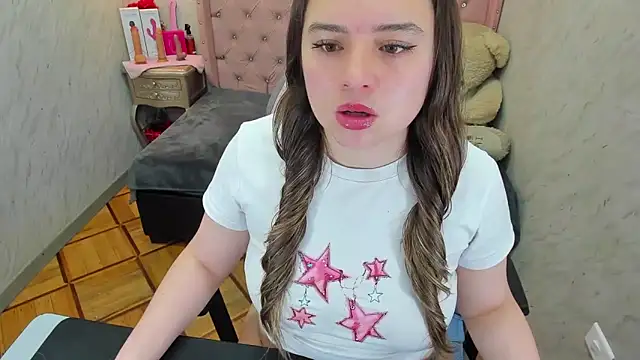Snapshot of Lianngrace chatting on April 23, 2:19 pm Lianngrace online show from April 23, 2:19 pm