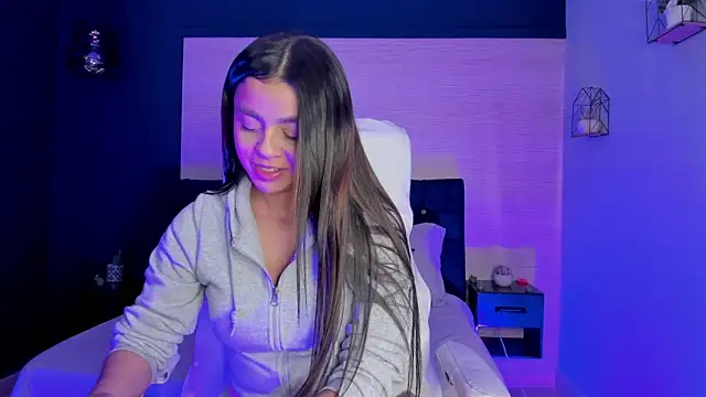 Bella walker  online show from April 8, 8:32 pm