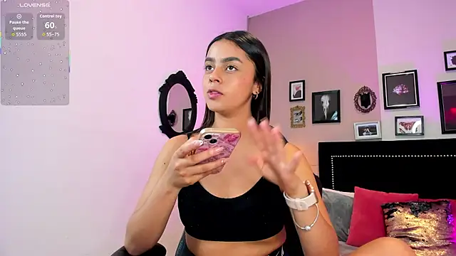 Bella walker  online show from January 6, 8:24 pm