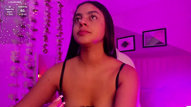 Bella walker  online show from November 28, 8:09 pm