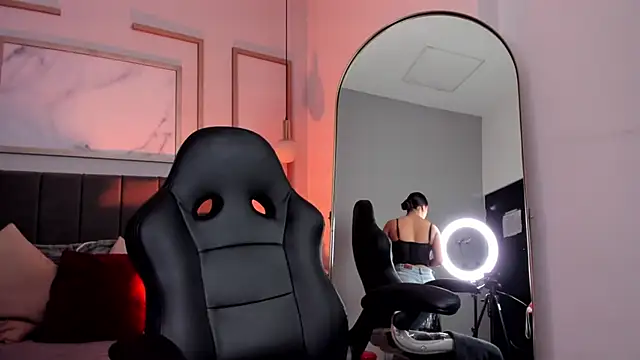 Bella walker  online show from March 12, 8:02 pm