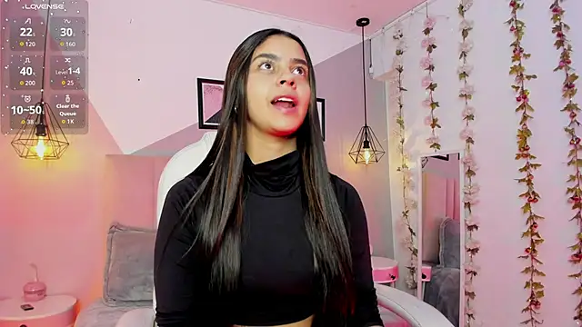 Bella walker  online show from December 22, 8:31 pm