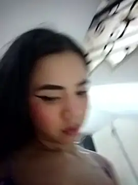 Snapshot of Natty_roberts_ chatting on March 3, 11:23 pm Natty roberts online show from March 3, 11:23 pm