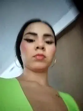 Natty roberts  online show from March 5, 9:43 pm