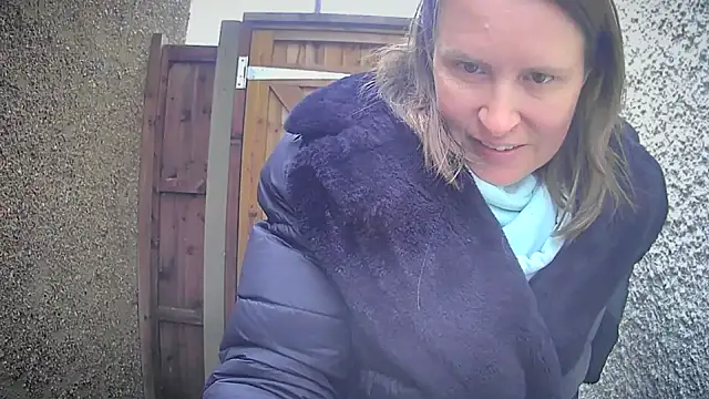 eatmypie69 online show from February 6, 11:28 am