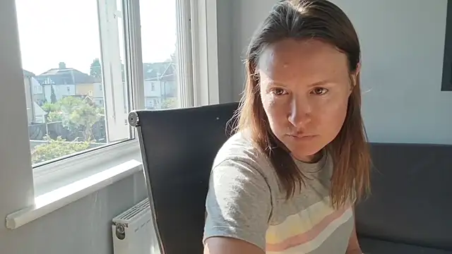 Snapshot of eatmypie69 chatting on July 8, 7:20 am eatmypie69 online show from July 8, 7:20 am