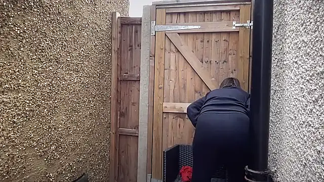 eatmypie69 online show from October 8, 11:12 am