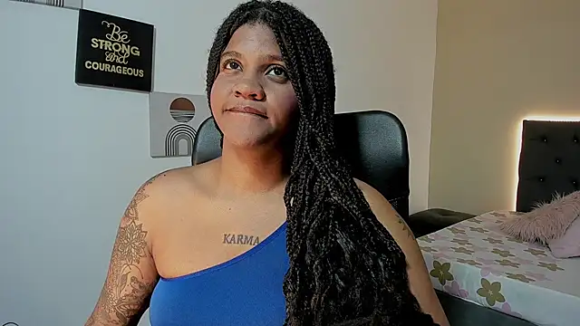 ZahraRose online show from October 22, 8:30 pm