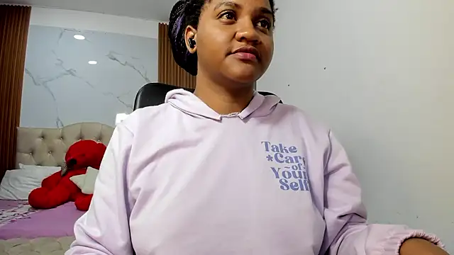 ZahraRose online show from February 12, 9:31 am