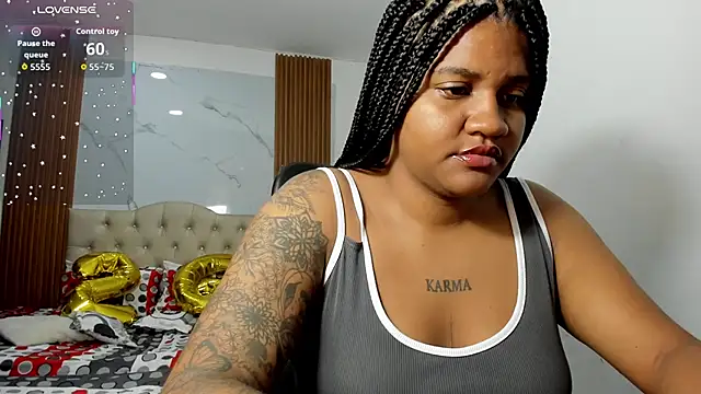 ZahraRose online show from April 15, 11:38 am