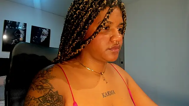Snapshot of ZahraRose chatting on September 10, 8:41 pm ZahraRose online show from September 10, 8:41 pm