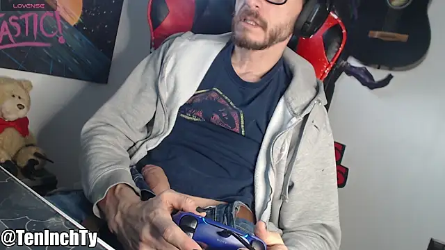 teninchty online show from December 3, 4:39 pm